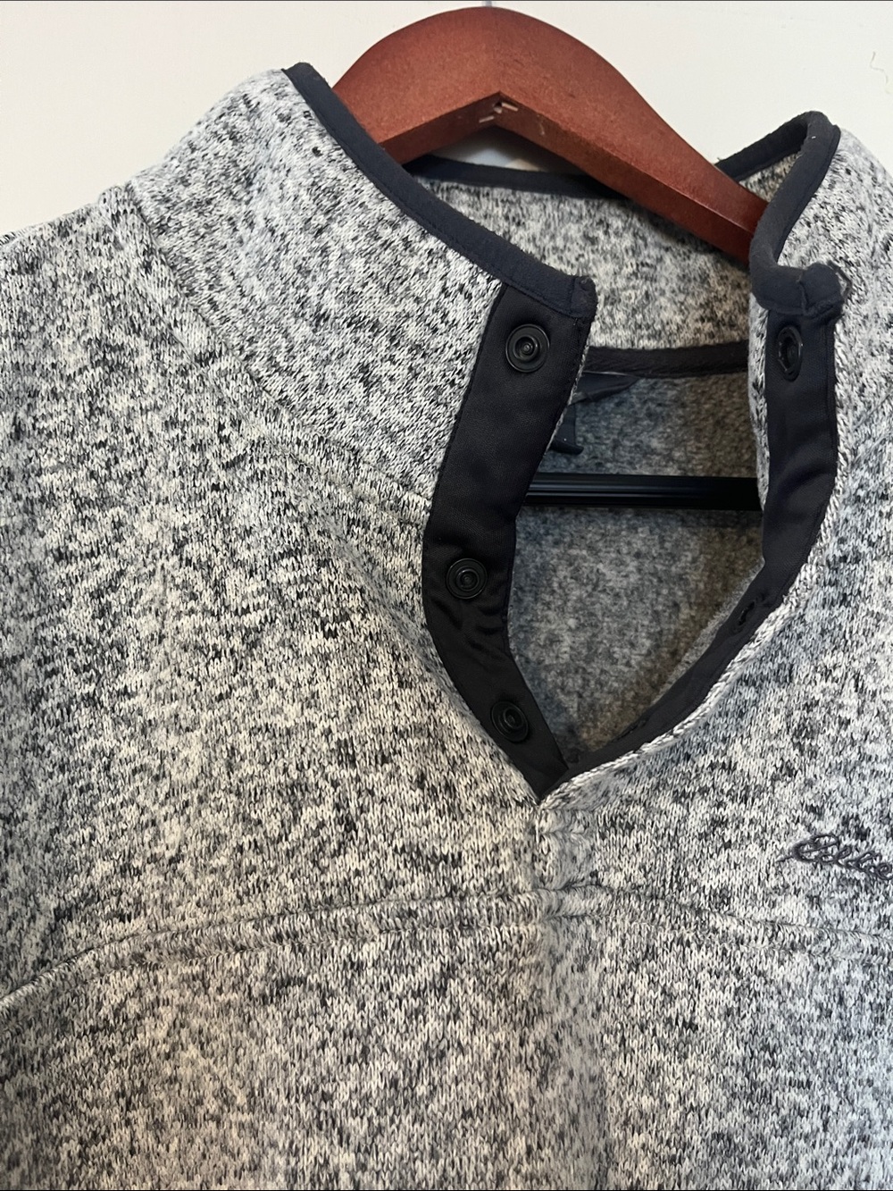 Eddie Bauer Men's Gray Marled Zip-Neck Sweater - Picture 5 of 7